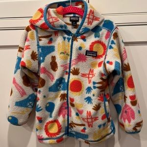 Patagonia Synchilla hooded fleece sweater for toddler